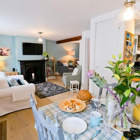 Melvin Cottage ビューマリス エクステリア 写真